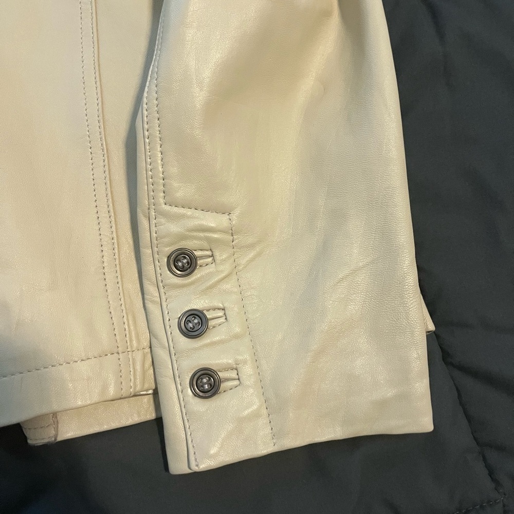 Women’s Cream Leather Jacket - Picture 6 of 9